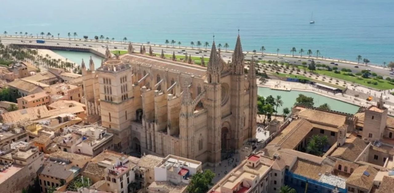 Czech Airlines Palma Mallorca Office in Spain